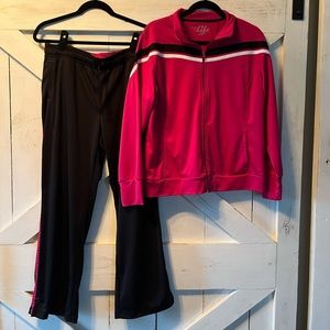 3/$15 Made for Life Petite 2 piece Tracksuit